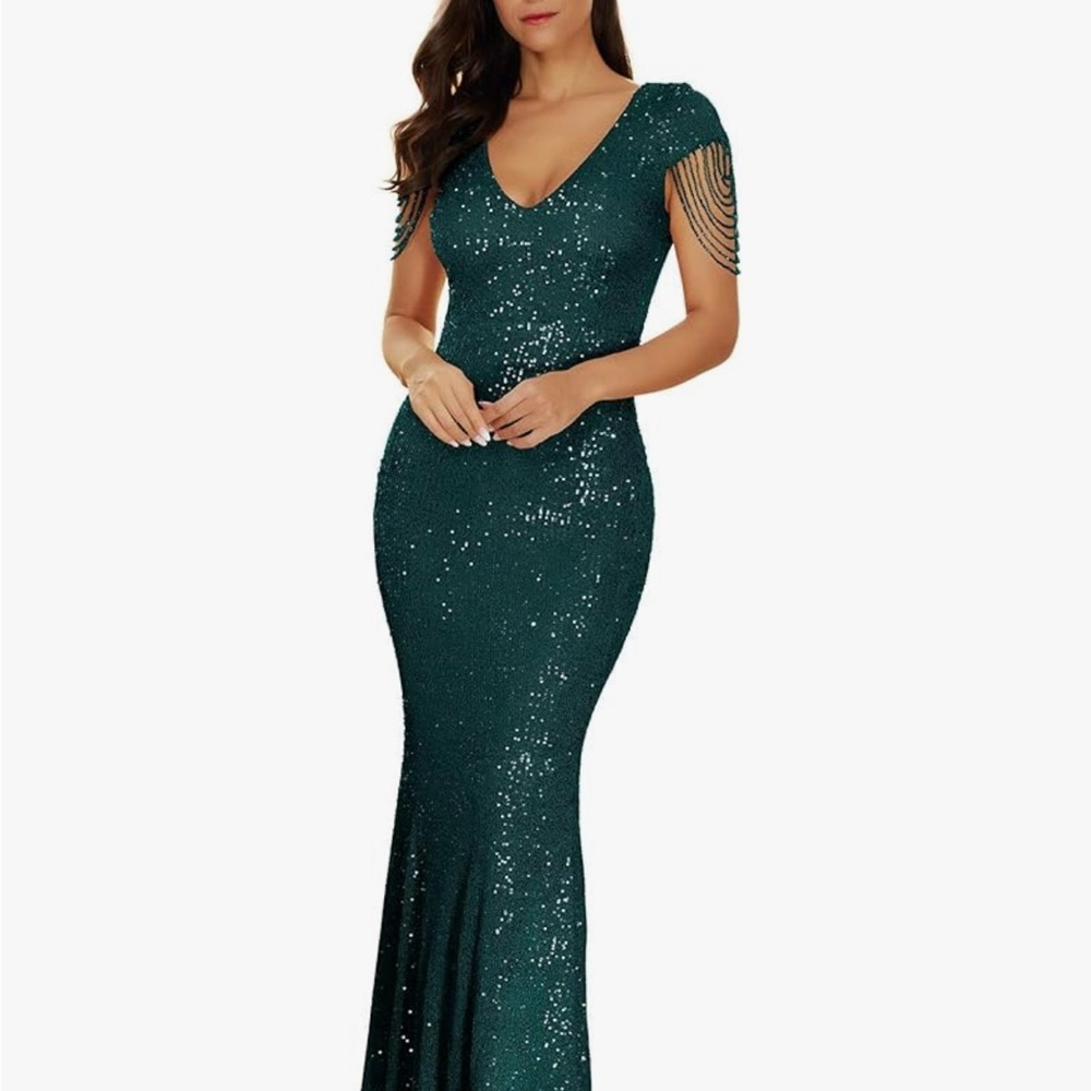 Elegant Green Sequin Evening Gown